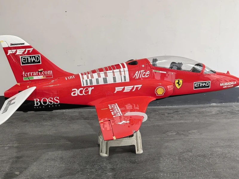 Hawk — 2.5 m